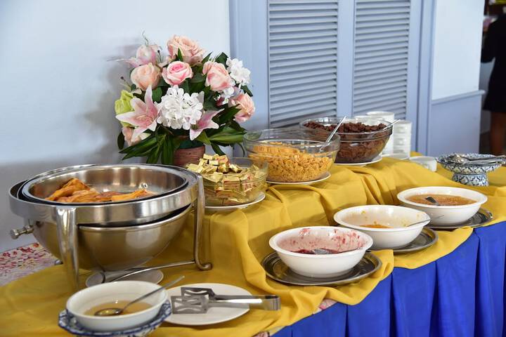 Breakfast/Coffee Service 29 of 44
