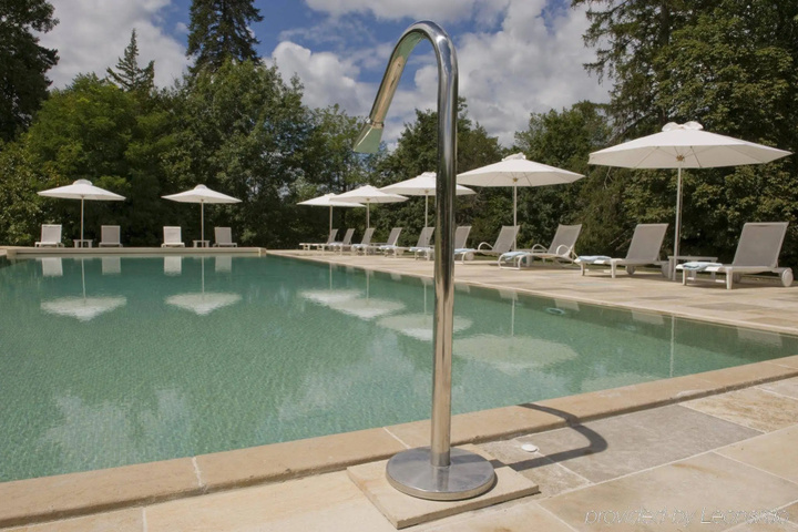 Pool 6 of 9