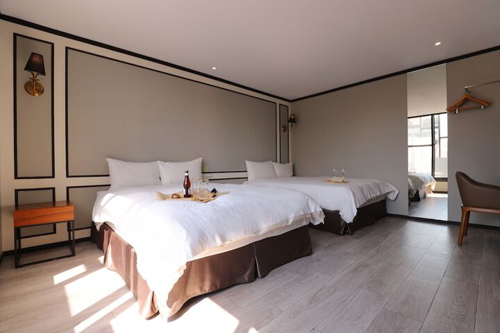 Room 44 of 129