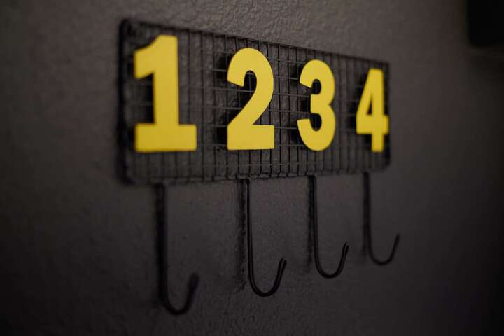 Room 22 of 77