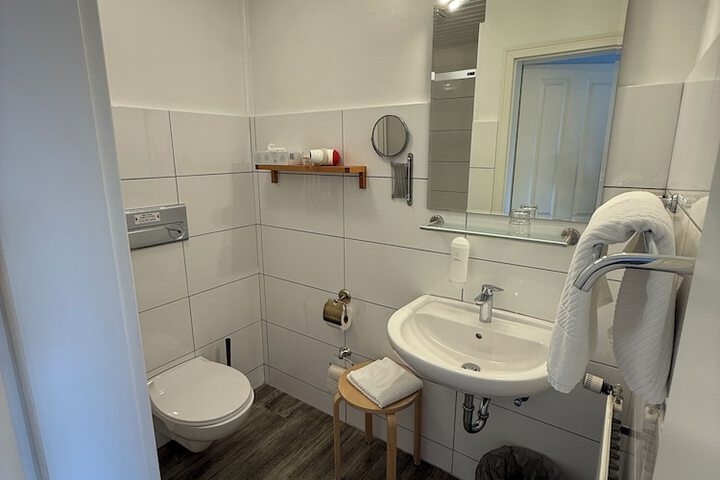 Room 45 of 87