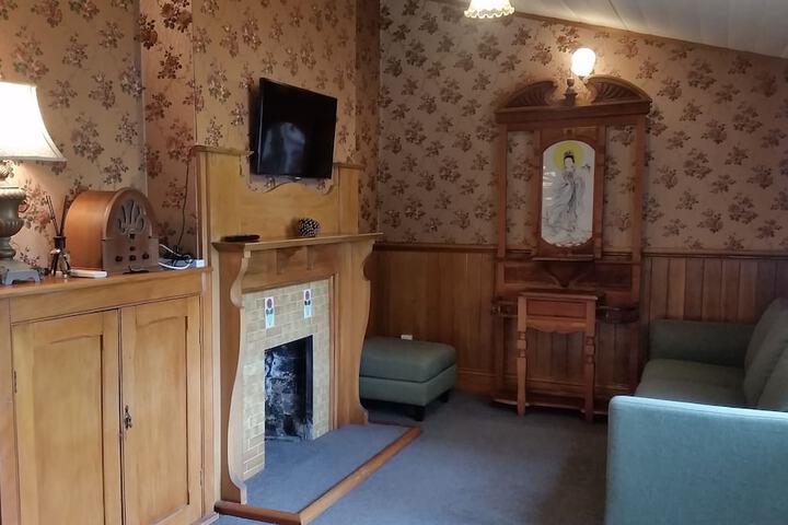 Room 16 of 61