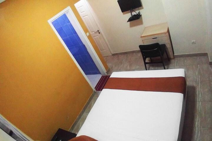 Room 17 of 137