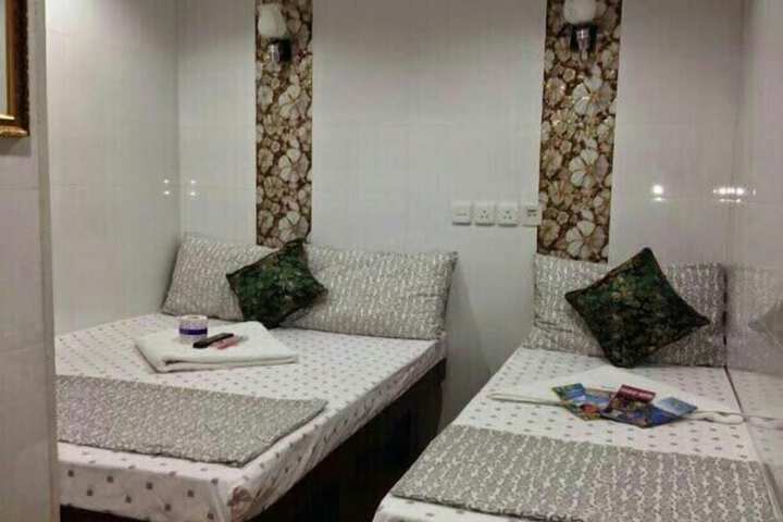 Room 19 of 43