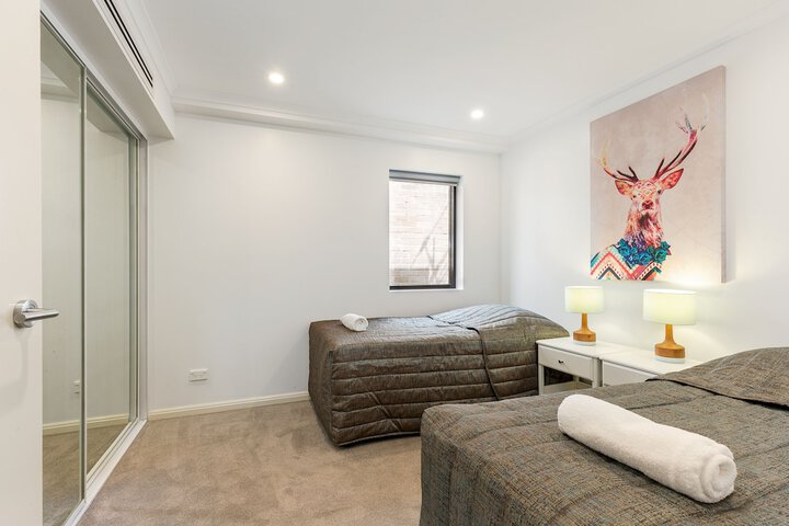 Room 12 of 42