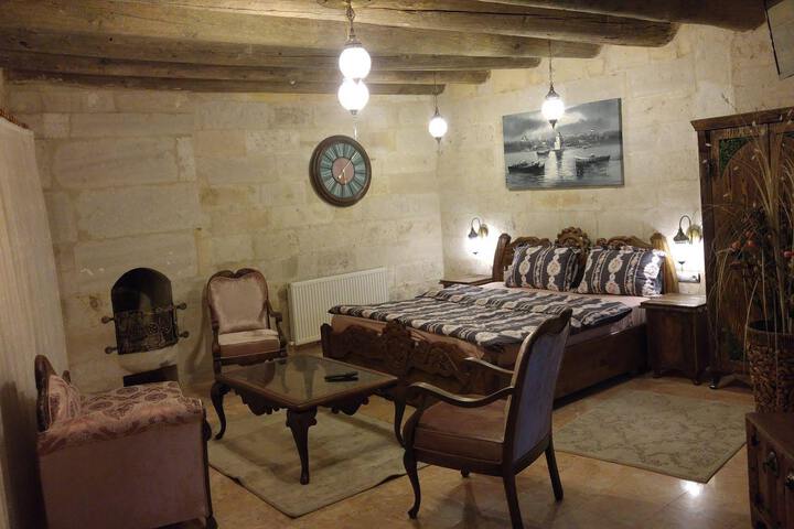 PANDORA CAVE HOTEL