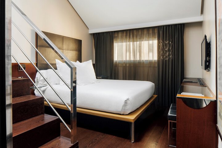 Room 29 of 70
