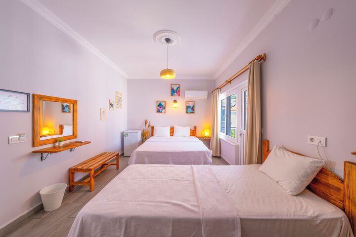Room 15 of 43
