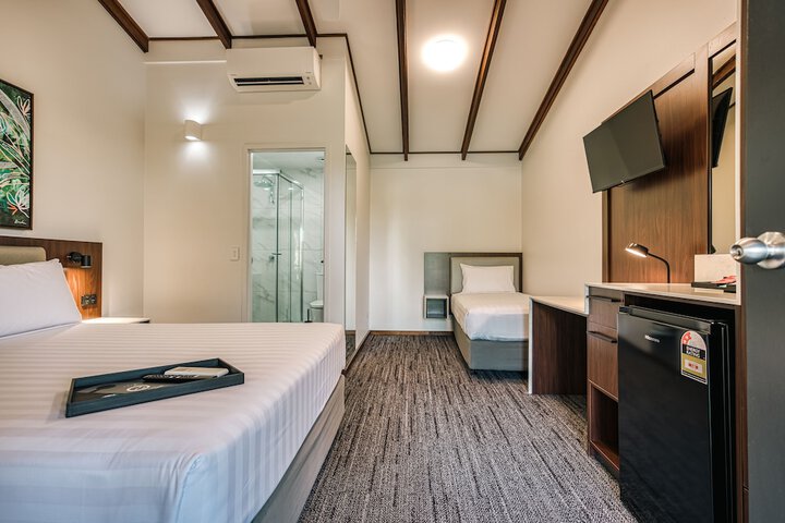 Room 6 of 70