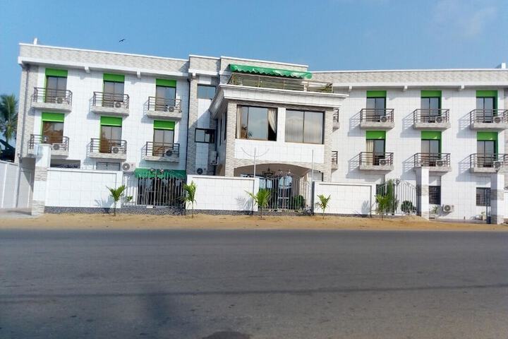 Hotel Samaki Plage in Kribi