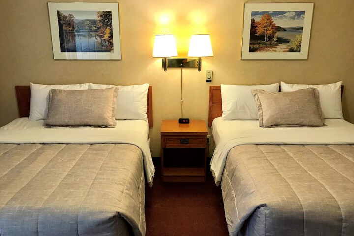 Room 22 of 99