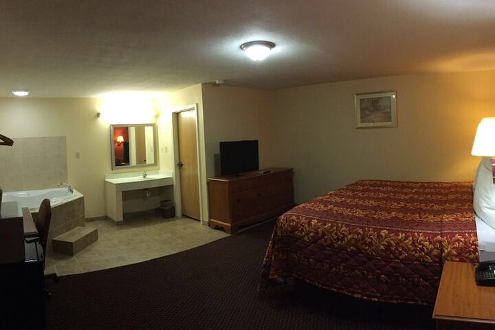 Room 2 of 18