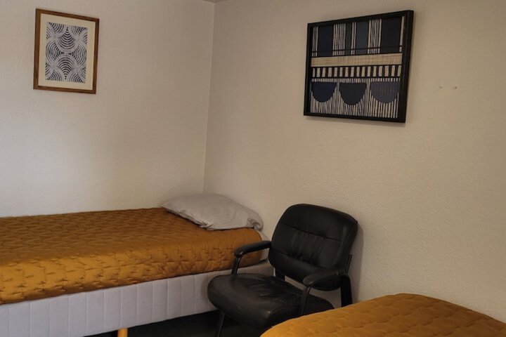 Room 5 of 22