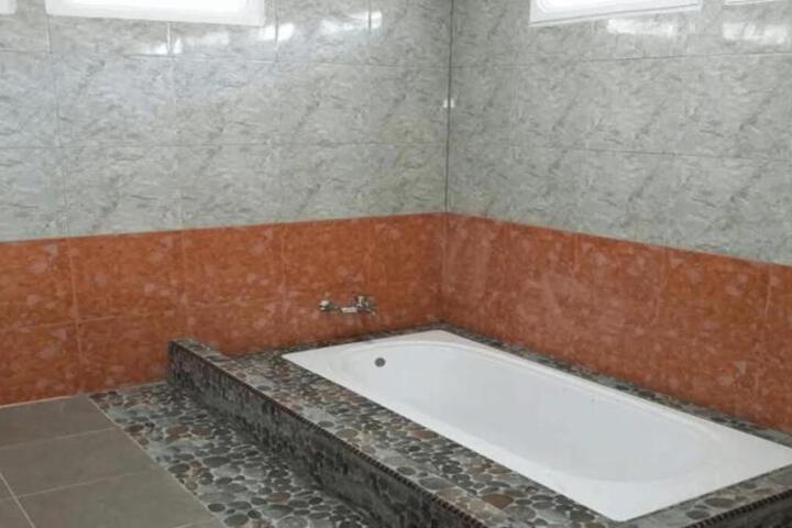 Photo 28
