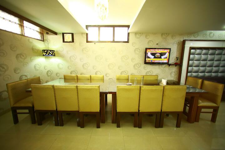 Dining 59 of 68
