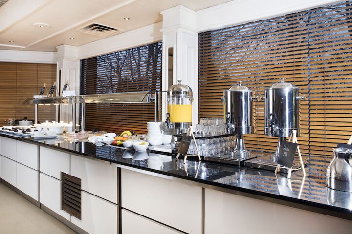 Breakfast/Coffee Service 28 of 50