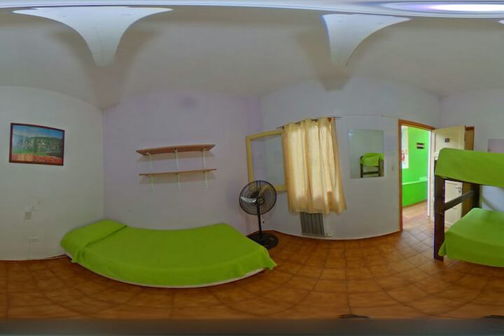 Room 18 of 18