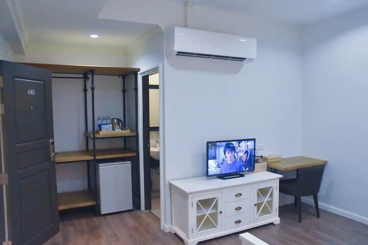 Room 14 of 58