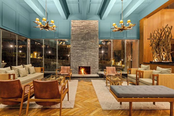Hotel Interior 10 of 87