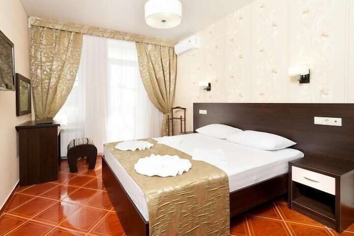 Room 17 of 41