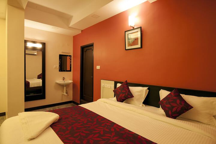 Room 8 of 43
