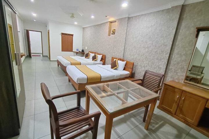Room 15 of 39