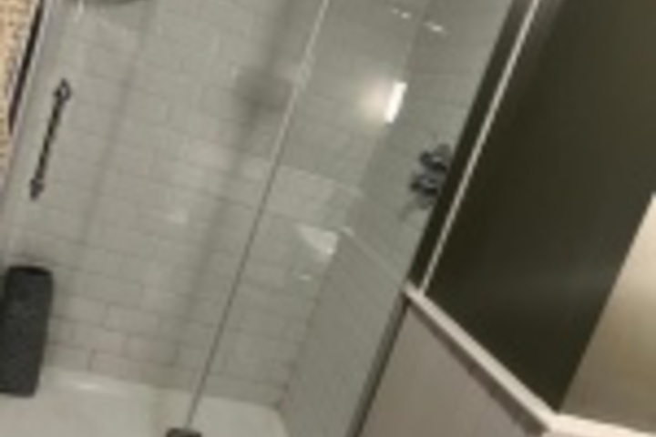 Room 102 of 312