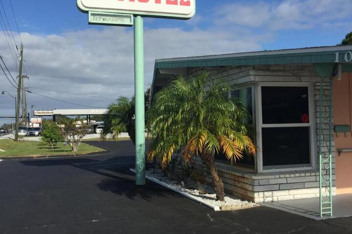 Campbell Motel