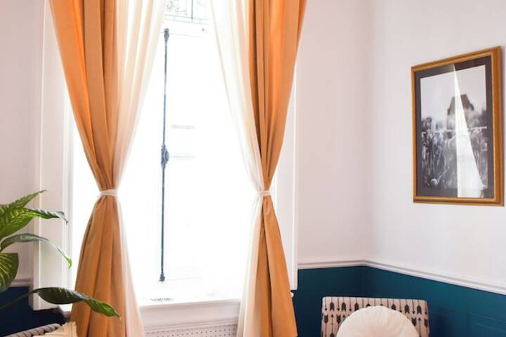 Room 44 of 125