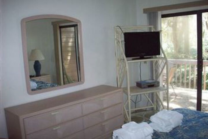 Room 27 of 97