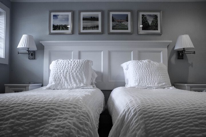 Room 8 of 30