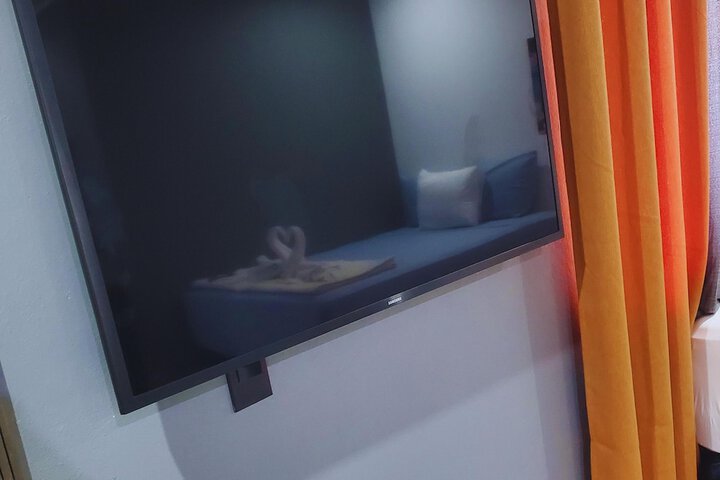 Room 5 of 31