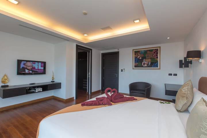 Room 11 of 71