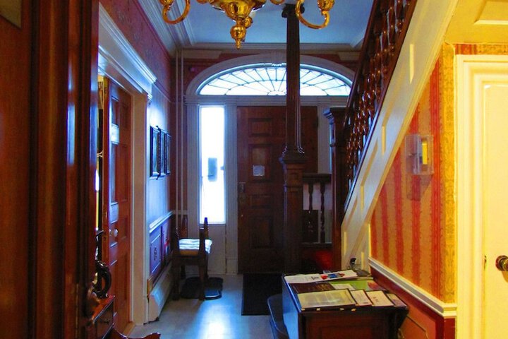 Hotel 2 of 148