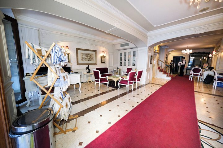 Lobby Photos
