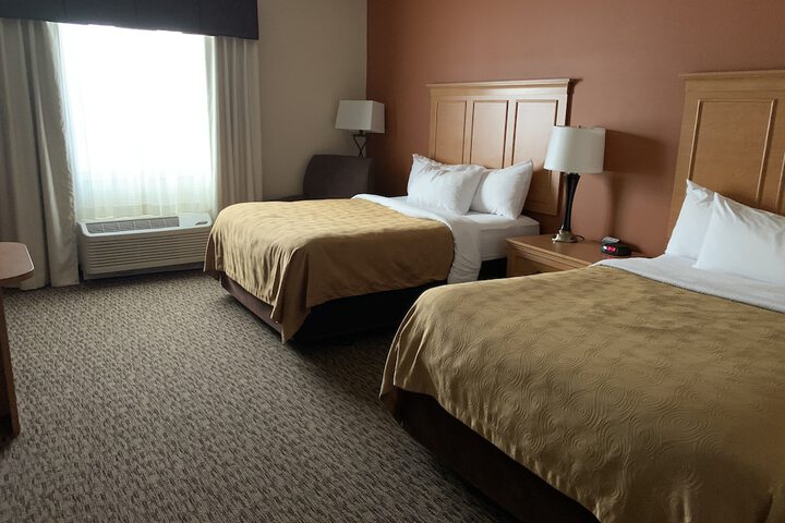 Room 5 of 43