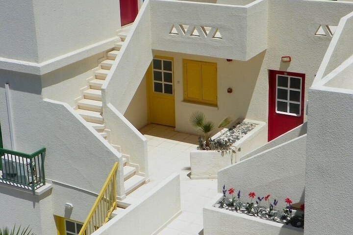 Hotel Entry