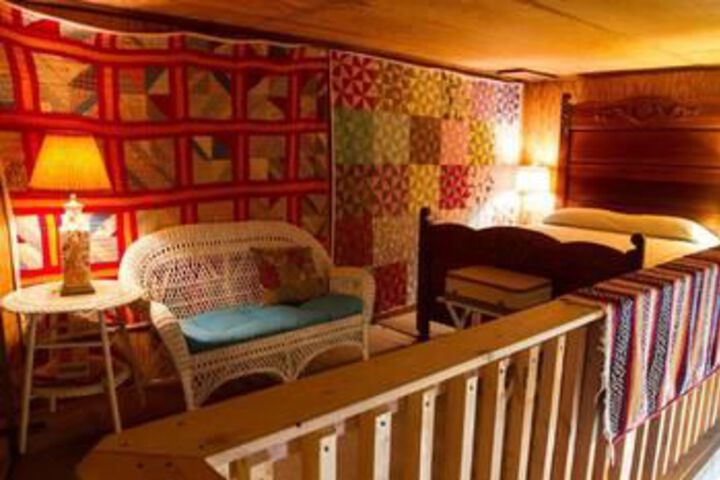 Room 3 of 8