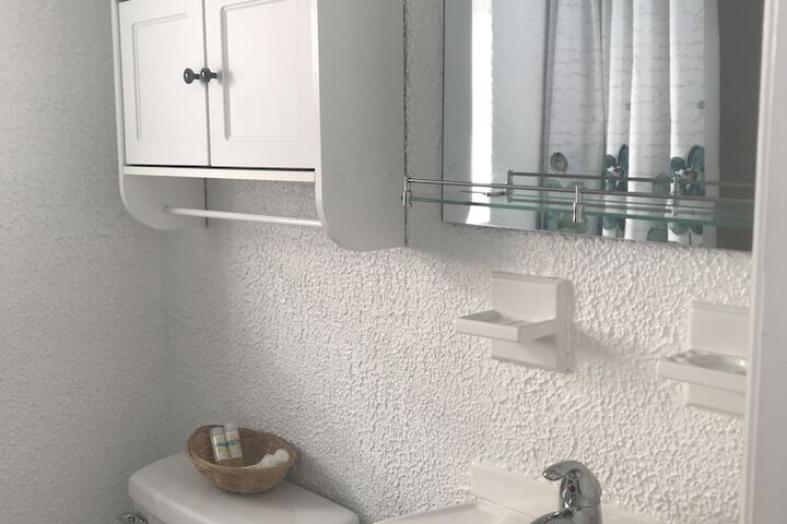 Room 18 of 44