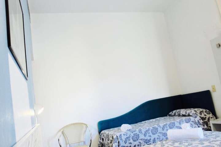 Room 15 of 23