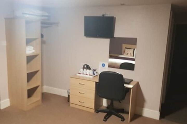 Room 13 of 41