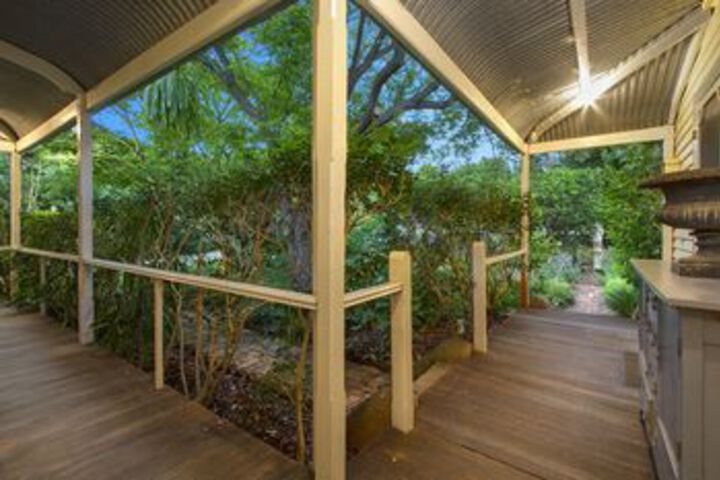 Hotel Exterior 22 of 60