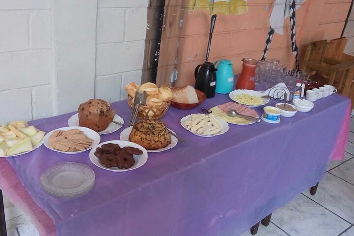 Dining 2 of 19