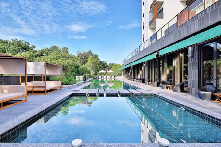 Pool 36 of 44