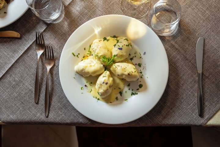 Dining 96 of 154