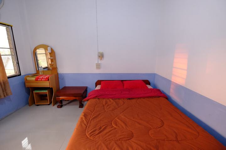 Room 3 of 29