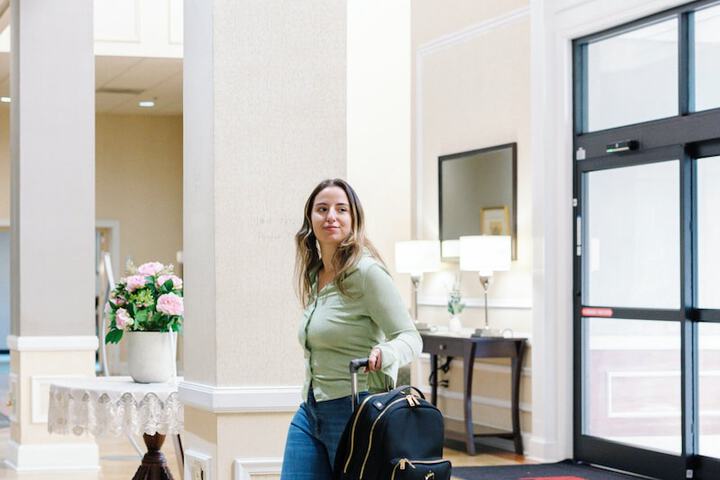 Lobby lounge