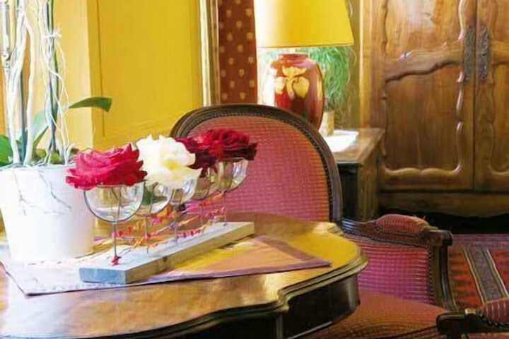 Room amenity