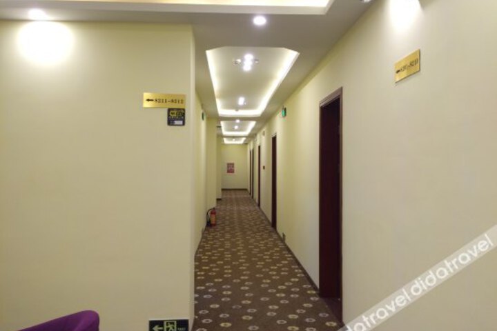 Sunshine Yizun Hotel