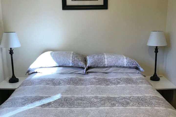 Room 4 of 91